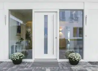 Comment bien choisir sa porte d'entrée pour une pose réussie